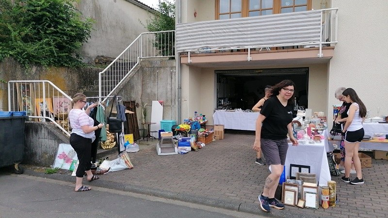 Ein toller Flohmarkt mit vielen "Ahs" und "Ohs"